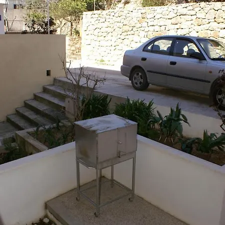 4332a * Podgora